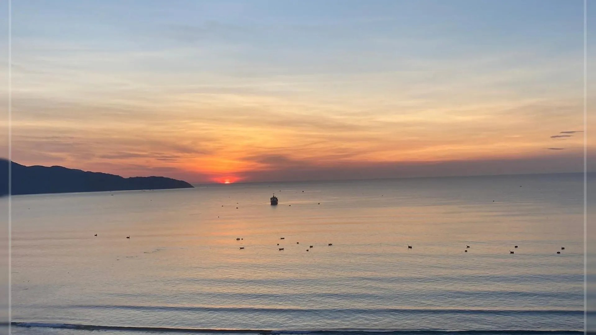 Canvas Danang Beach Hotel