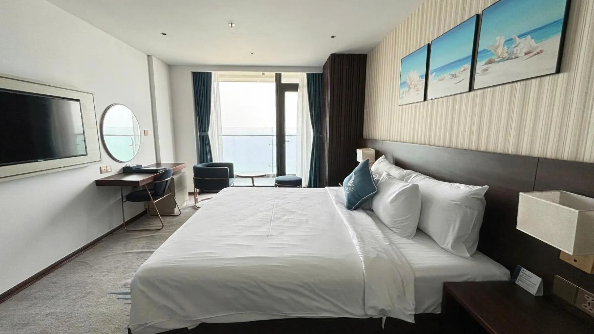 Canvas Danang Beach Hotel 4*, Da Nang Vietname