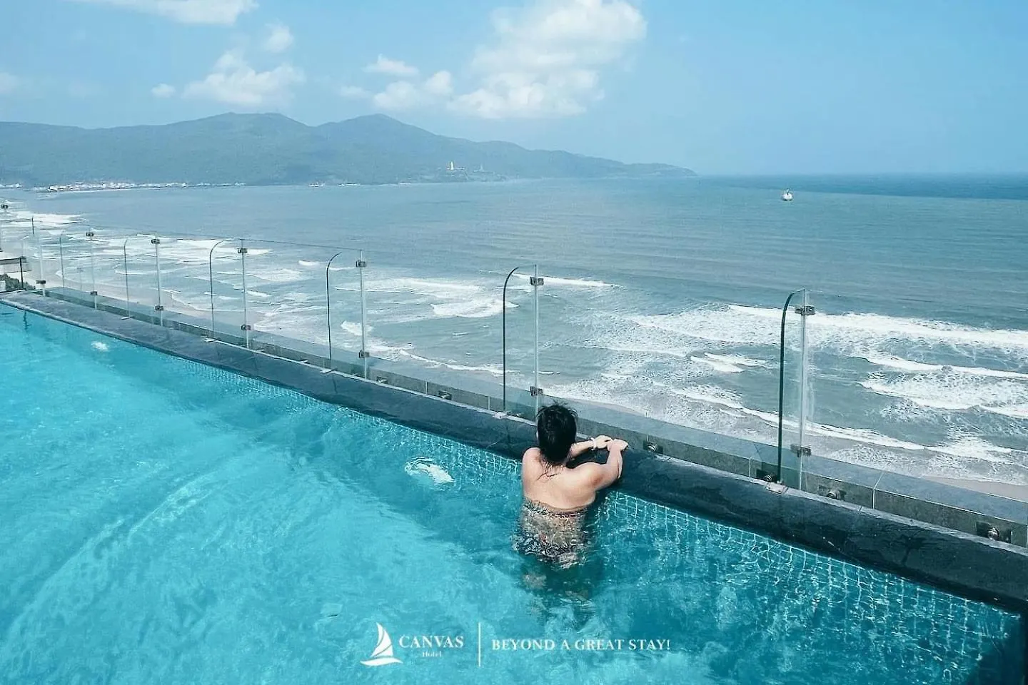 Canvas Danang Beach Hotel 4*, Da Nang