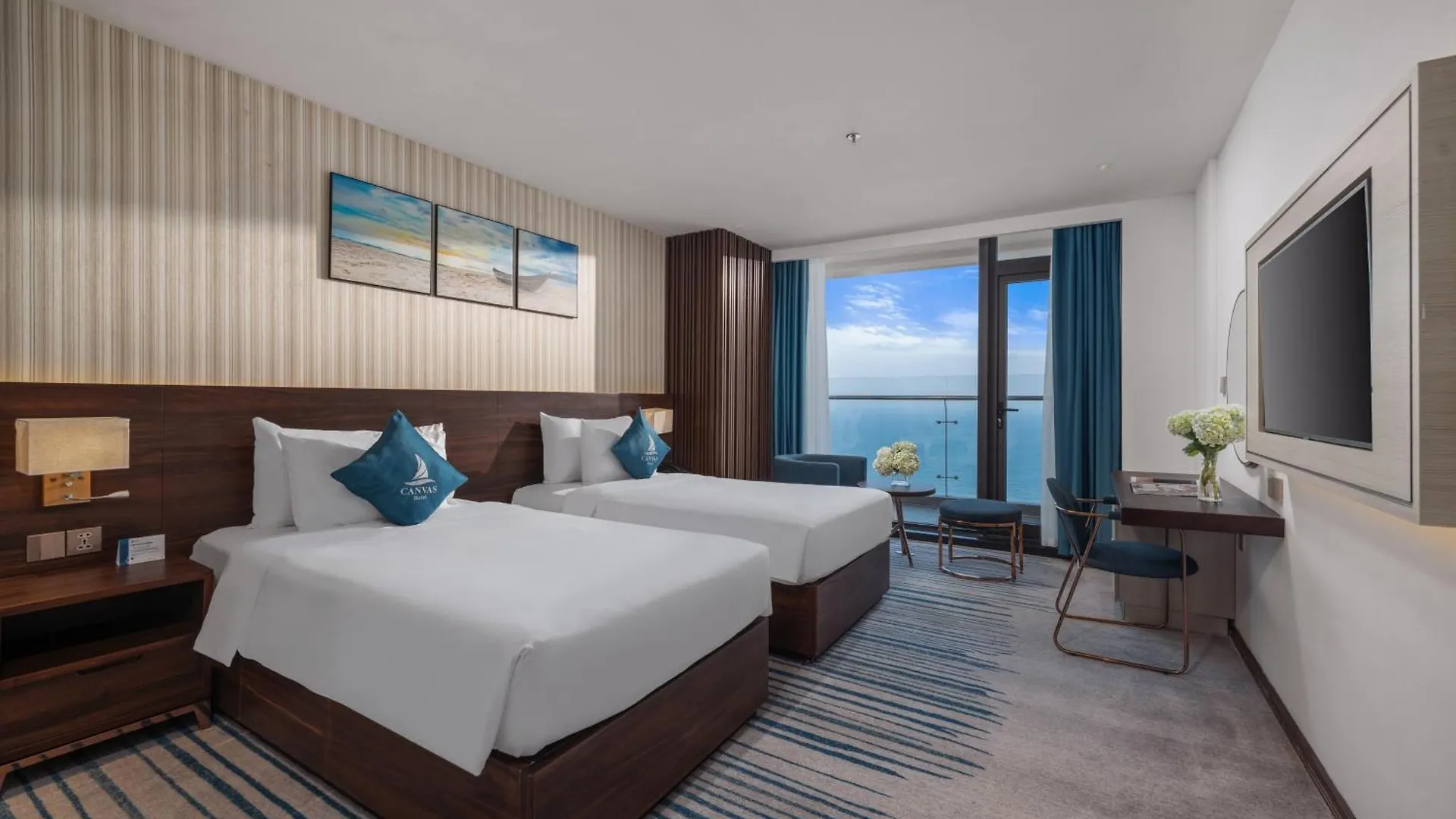 Canvas Danang Beach Hotel 4*, Da Nang
